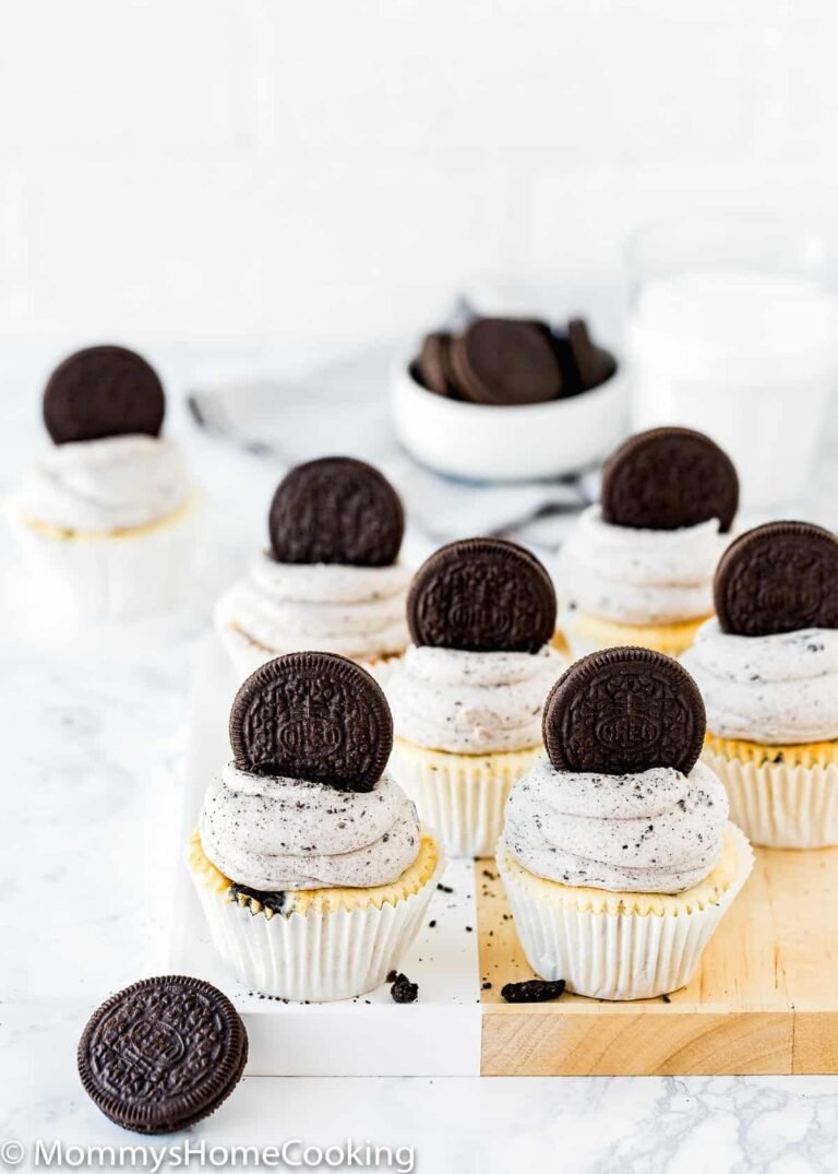 Easy Eggless Oreo Cupcakes